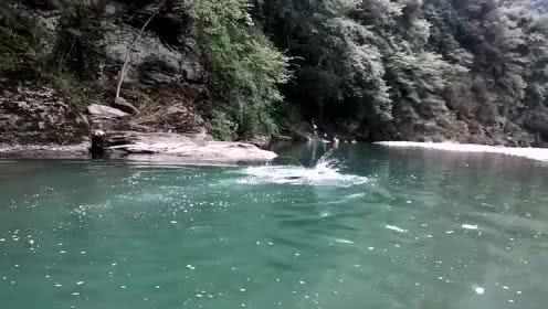 惠普电脑怎么锁屏游戏画面